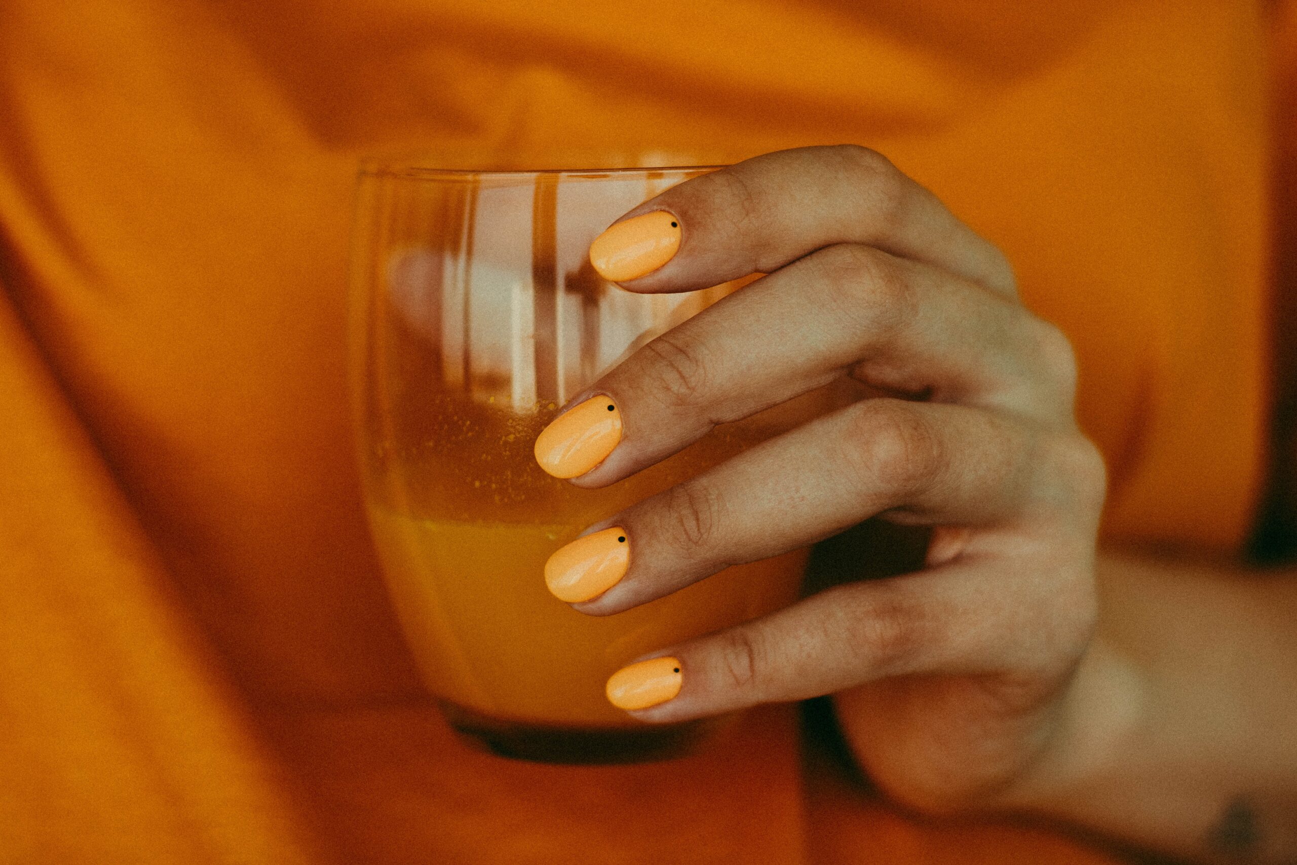 Pretty In Orange: Creative Nail Art Designs